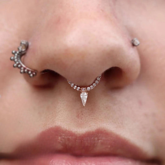 DOWN LIKE THAT - CZ - SOLID 14KT GOLD CLICKER piercing-zone.com