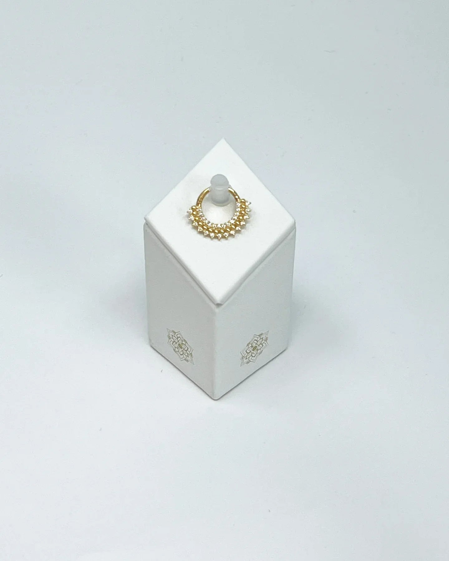 Mini Clicker Display – Vegan Leather Jewelry Stand for Clickers