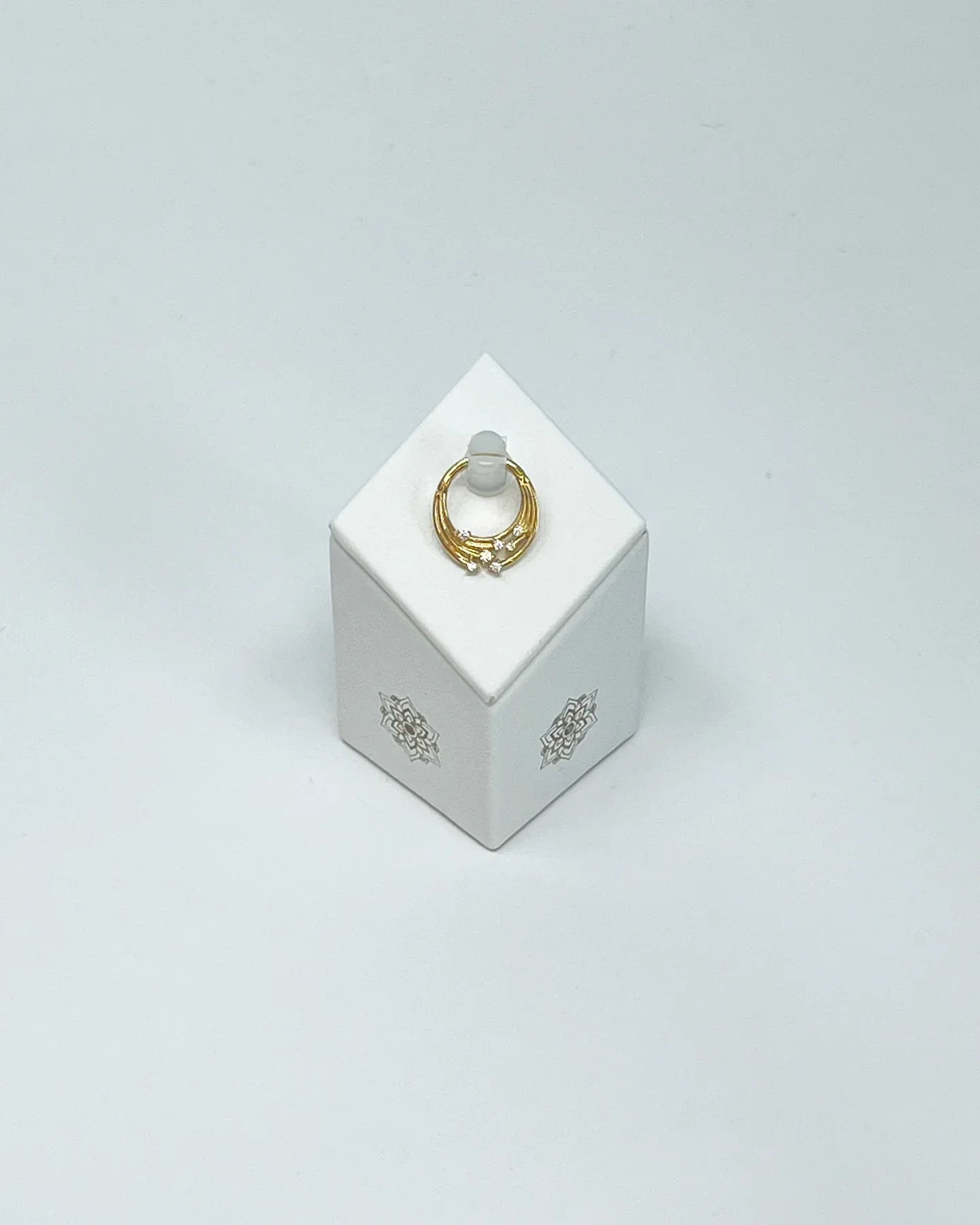 Mini Clicker Display – Vegan Leather Jewelry Stand for Clickers